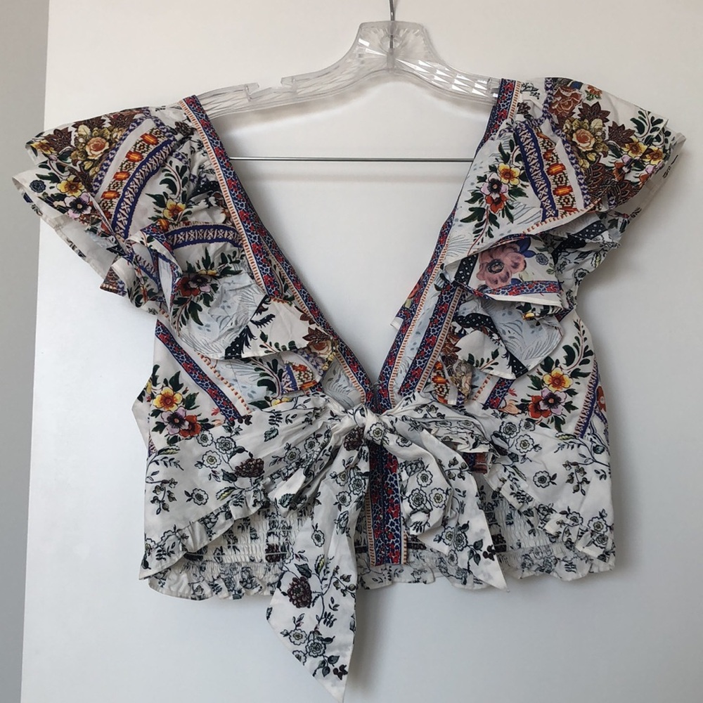 Deep V Frill Short Sleeve Top Cropped Shirt in "My Folk Art Heart" print - Picture 12 of 16